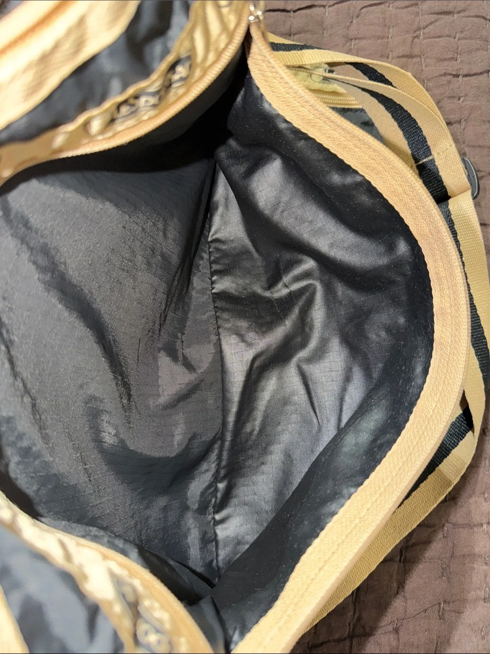 LeSportsac Black and Tan Nylon Messenger Crossbody Bag